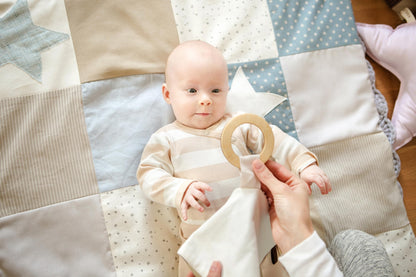 Gift Pack For Babies: Comfort blanket and a Flag